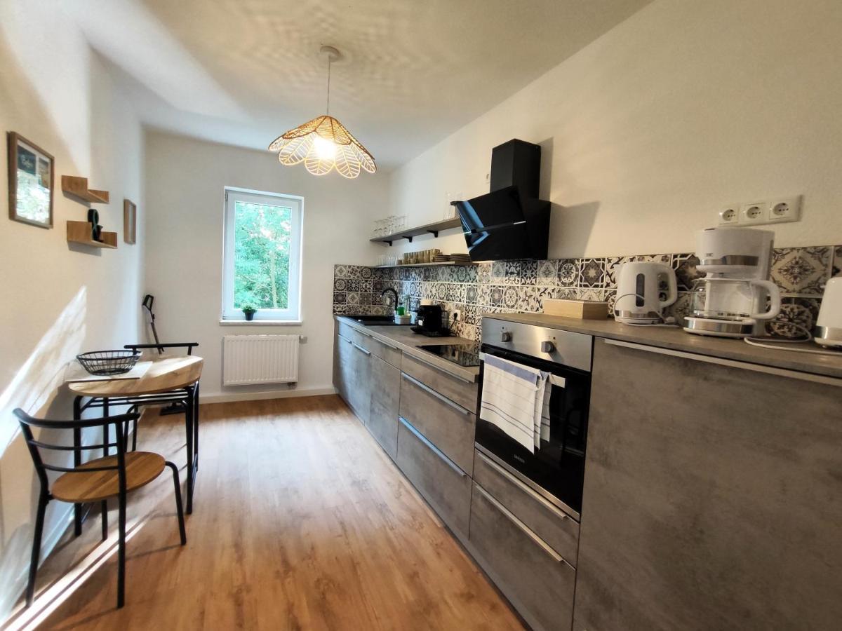 Bohnapartments Bechstein - Sehr Ruhig - 3 Schlafzimmer - Balkon - Gratis Stellplaetze- Wlan - Vollausstattung Neudietendorf 外观 照片